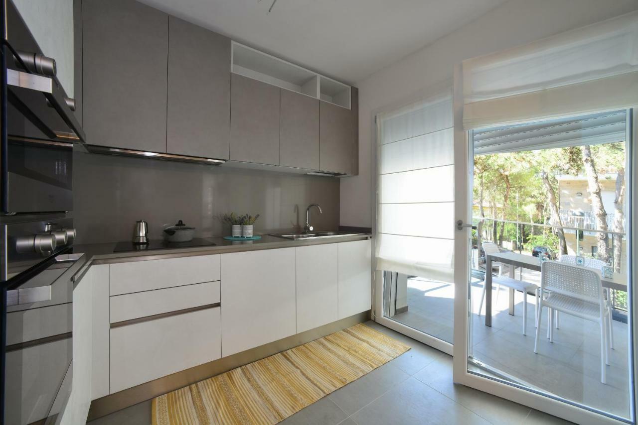 Residence Due Perle Lignano Sabbiadoro Exterior foto